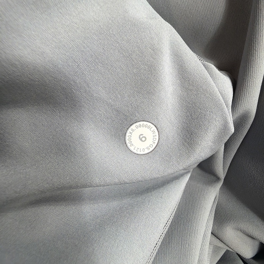 Lululemon Women's 6 Sage Grey Luxtreme Keep Moving Pants HR Minimalist Modern - Picture 11 of 11